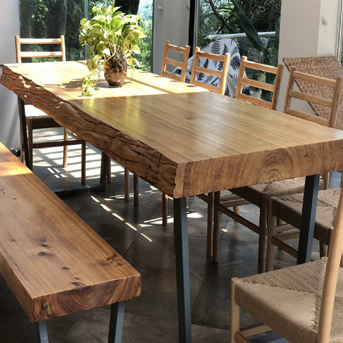Bàn Gỗ Nguyên Tấm Cho Nhà Phố