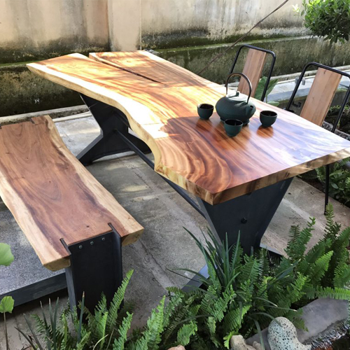 Sản xuất bàn ghế gỗ ngoài trời ở đâu ?